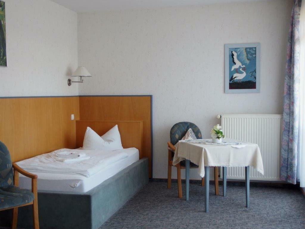 Hotel Diekgerdes Standard Клопенбург Екстериор снимка